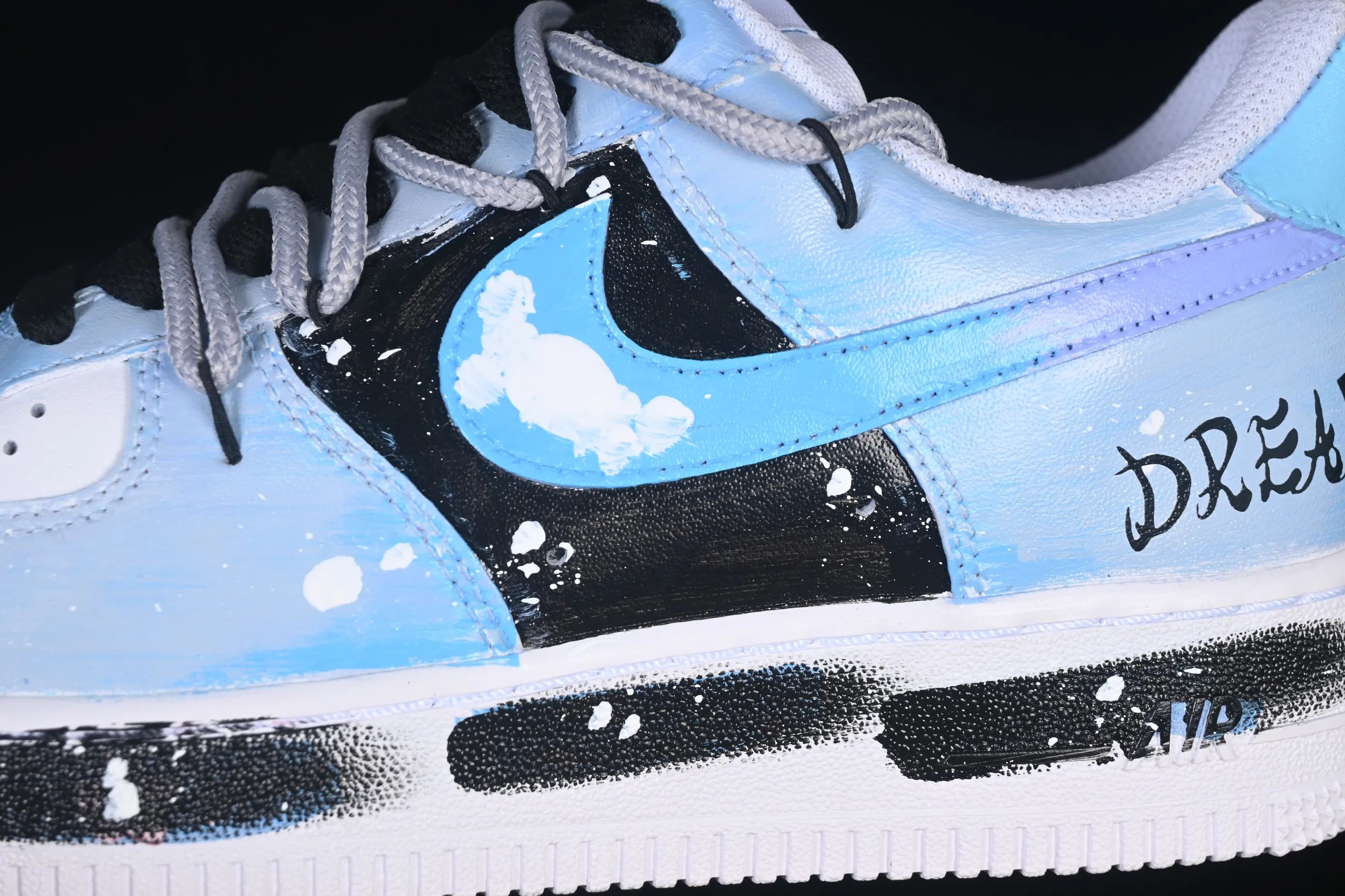 All categories Nk Air Force 1 Air Force series Nk Air Force 1 Low Air Force low top Nike Air Force 1'07 Low "Chasing Dream" Hand-painted graffiti Yunlang Zhumeng Air Force One low-top casual sneakers CW2288-101